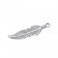 Pendentifs de Feather alliage zinc, alliage de zinc, forme de plume, Plaqué de couleur d'argent, Vintage & DIY, protéger l'environnement, sans nickel, plomb et cadmium, 7x26mm, Environ 100PC/sac, Vendu par sac