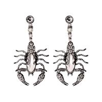 Sinc Alloy Earring Graí, Scorpion, plátáilte, le rhinestone, bán, nicil, luaidhe & caidmiam saor in aisce, 50x100mm, Díolta De réir Péire