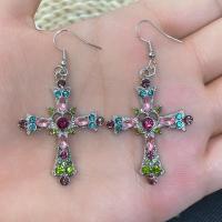 Boucles d'oreilles en alliage de zinc, croix, Placage, bijoux de mode & pour femme & avec strass, plus de couleurs à choisir, protéger l'environnement, sans nickel, plomb et cadmium, 32*39mm, Vendu par paire