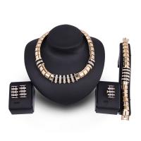 Zinklegering Sieraden Sets, Stud Oorbel & vinger ring & armband & halsketting, Zinc Alloy, gold plated, 4 stuks & voor vrouw & met strass, nikkel, lood en cadmium vrij, Verkocht door Stel