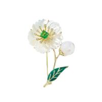 South Sea Shell broche, Messing, med Shell Pearl, Flower, mode smykker & Micro Pave cubic zirconia & for kvinde, gylden, nikkel, bly & cadmium fri, 32x47mm, Solgt af PC