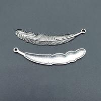 Pendentifs de Feather alliage zinc, alliage de zinc, forme de plume, Plaqué de couleur d'argent, durable & Résistant à la corrosion & DIY, protéger l'environnement, sans nickel, plomb et cadmium, 55x13mm, Environ 100PC/sac, Vendu par sac