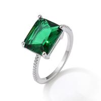 Bague Zircon cubique en laiton, avec zircon cubique, rectangle, Placage de couleur platine, normes différentes pour le choix & pour femme, vert, protéger l'environnement, sans nickel, plomb et cadmium, Vendu par PC