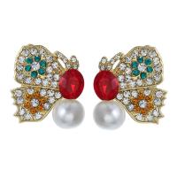 Pendientes de Perno de Aleación de Zinc, con Perlas plásticas, Mariposa, chapado en color dorado, para mujer & con diamantes de imitación, más colores para la opción, libre de níquel, plomo & cadmio, 25x28mm, Vendido por Par