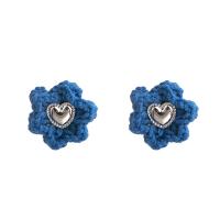 Pendientes de Perno de Aleación de Zinc, con Hilo de algodón, Flor, chapado en color de plata, Joyería & para mujer, libre de níquel, plomo & cadmio, 38x38mm, Vendido por Par