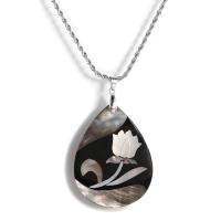 Shell Kettingen, Schelp, met Zinc Alloy, met 6cm extender keten, Traan, silver plated, mode sieraden & uniseks, multi-gekleurde, 41x55mm, Lengte Ca 58 cm, Verkocht door PC