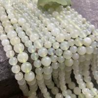 Perles en jade, jade de nouvelle montagne, Rond, poli, DIY & normes différentes pour le choix, vert clair, Vendu par Environ 39 cm brin