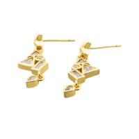 Boucles d'oreilles en laiton zircon cubique pavent, Placage de couleur d'or, bijoux de mode & pavé de micro zircon & pour femme, doré, 28x9x3mm, Vendu par paire