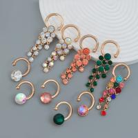 Boucles d'oreilles asymétriques, alliage de zinc, bijoux de mode & pour femme & avec strass, plus de couleurs à choisir, protéger l'environnement, sans nickel, plomb et cadmium, 73x25mm, Vendu par paire