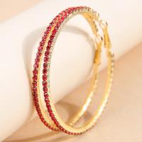 Zinc Alloy Hoop Earring, met Bergkristal, Donut, gold plated, mode sieraden & voor vrouw, meer kleuren voor de keuze, nikkel, lood en cadmium vrij, 63mm, Verkocht door pair