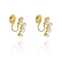 laiton Clip boucle d’oreille, avec perle de plastique & alliage de zinc, Placage de couleur d'or, bijoux de mode & pour femme, protéger l'environnement, sans nickel, plomb et cadmium, 19x8mm, Vendu par paire