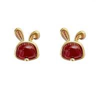 laiton Clip boucle d’oreille, lapin, Placage de couleur d'or, bijoux de mode & pour femme, rouge, protéger l'environnement, sans nickel, plomb et cadmium, 13x10mm, Vendu par paire