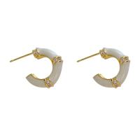 laiton boucle d oreille dormeuse, Placage de couleur d'or, bijoux de mode & pavé de micro zircon & pour femme & émail, blanc, protéger l'environnement, sans nickel, plomb et cadmium, 15mm, Vendu par paire