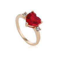 Bague en alliage de zinc, avec zircon cubique, coeur, Placage, bijoux de mode & pour femme, plus de couleurs à choisir, 10mm, Diamètre intérieur:Environ 18mm, Vendu par PC