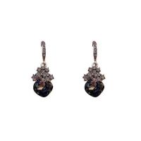 Zinc Alloy Drop Earring, med Krystal, forgyldt, for kvinde & med rhinestone, flere farver til valg, 13x35mm, Solgt af par