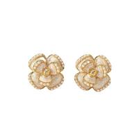 Pendientes de Perno de Aleación de Zinc, con Perlas plásticas, Flor, chapado en color dorado, Joyería & para mujer, libre de níquel, plomo & cadmio, 22x22mm, Vendido por Par