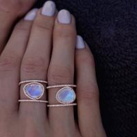 Zinklegering ringen, Zinc Alloy, met Sea Opal, plated, verschillende grootte voor keus & micro pave strass & voor vrouw, rose goud kleur, Verkocht door PC