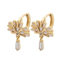 Boucles d'oreilles en laiton zircon cubique pavent, bijoux de mode & pavé de micro zircon & pour femme, doré, protéger l'environnement, sans nickel, plomb et cadmium, 22x16x2mm, Vendu par paire