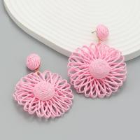 Zinc Alloy Stud Earring with Rafidah Grass Flower fashion jewelry & for woman nickel lead & cadmium free Sold By Pair