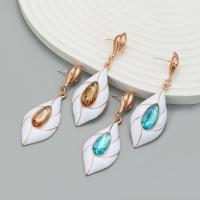 Pendientes de Perno de Aleación de Zinc, con rhinestone de acrílico & esmalte, Joyería & para mujer, más colores para la opción, 64x21mm, Vendido por Par