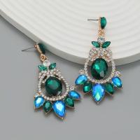 Pendientes de Perno de Aleación de Zinc, Joyería & para mujer & con diamantes de imitación, más colores para la opción, libre de níquel, plomo & cadmio, 69x38mm, Vendido por Par