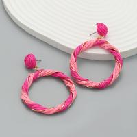 Pendientes de Perno de Aleación de Zinc, con Rafidah Grass, Esférico, Joyería & para mujer, más colores para la opción, libre de níquel, plomo & cadmio, 70x51mm, Vendido por Par