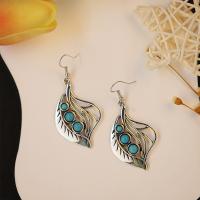 Sinc Alloy Earrings, le turquoise, Leaf, dath airgid antique plátáilte, jewelry faisin & do bhean, nicil, luaidhe & caidmiam saor in aisce, 63x28mm, Díolta De réir Péire