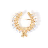 Zinklegering broches, Zinc Alloy, met Plastic Pearl, plated, voor vrouw, gouden, Gat:Ca 2.5mm, Verkocht door PC