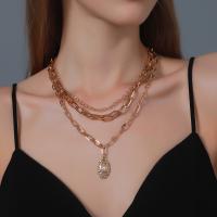 Collier de mode Multi couche, alliage de zinc, avec perle de plastique, Placage de couleur d'or, trois couches & pour femme, Vendu par PC