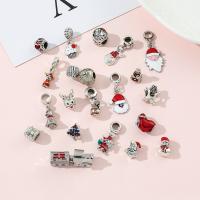 Pendentifs Noël en alliage de zinc, Placage de couleur argentée, DIY & normes différentes pour le choix & styles différents pour le choix & émail, plus de couleurs à choisir, Vendu par PC