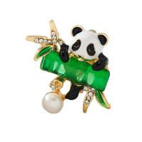 Zinklegering broches, Zinc Alloy, met Plastic Pearl, Panda, plated, voor vrouw & glazuur & met strass, groen, 33x32mm, Verkocht door PC