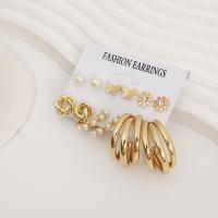 Zinc Alloy Oorbel Set, met Plastic Pearl, gold plated, voor vrouw & met strass, 5-30mm, Verkocht door Stel