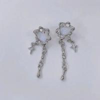 Fringe pendientes de la manera, aleación de zinc, con resina, chapado en color de plata, Joyería & para mujer, libre de níquel, plomo & cadmio, 46x13mm, Vendido por Par