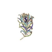 Zinc Alloy Brocher, Peacock, for kvinde & med rhinestone, flerfarvede, nikkel, bly & cadmium fri, 58x35mm, Solgt af PC