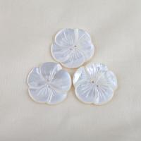 Prirodni White Shell perle, Bijela Shell, Cvijet, možete DIY, bijel, 27.50x2.80mm, Prodano By PC