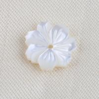 Natural White Shell Kralen, Bloem, DIY, wit, 11.70x2.40mm, Verkocht door PC