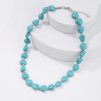 Collier turquoise de mode, alliage de zinc, avec turquoise, avec 5cm chaînes de rallonge, coeur, fait à la main, bijoux de mode & pour femme, Longueur Environ 40 cm, Vendu par PC