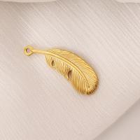 Rostfritt stål Smycken Hängen, 304 rostfritt stål, Feather, DIY, gyllene, 30x10mm, Säljs av PC