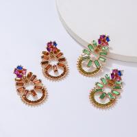 Pendientes de Perno de Aleación de Zinc, chapado, Joyería & para mujer & con diamantes de imitación, más colores para la opción, libre de níquel, plomo & cadmio, 28x50mm, Vendido por Par