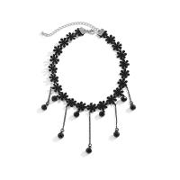 lacet Collier Tour de cou, avec chaîne en laiton & Acrylique, avec 2.7inch chaînes de rallonge, Placage de couleur platine, style gothique & styles différents pour le choix & pour femme, Longueur Environ 13.8 pouce, Vendu par PC