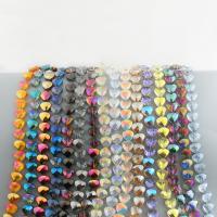 Grânulos de cristal, Triângulo, DIY, mais cores para a escolha, 660x13x7mm, vendido para 660 mm Strand