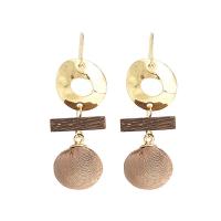 aleación de zinc Pendientes con Colgantes, con paño & madera, Patrón Geométrico, chapado en color dorado, estilo popular & para mujer & hueco, más colores para la opción, 18x66mm, Vendido por Par