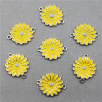 Blume Zinklegierung Schmuckverbinder, Chrysamthemum, silberfarben plattiert, DIY & Emaille & 1/1-Schleife, gelb, 18x23mm, ca. 100PCs/Tasche, verkauft von Tasche