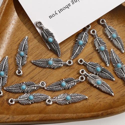 Pendentifs de Feather alliage zinc, alliage de zinc, avec résine, forme de plume, Placage, DIY, protéger l'environnement, sans nickel, plomb et cadmium, 30x8mm, Vendu par PC