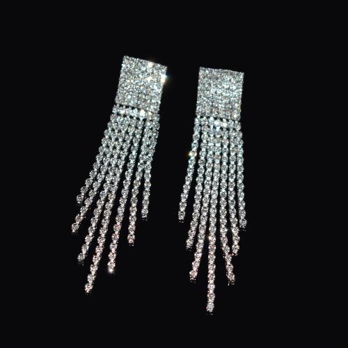 Fashion Fringe Oorbellen, Messing, mode sieraden & voor vrouw & met strass, zilver, nikkel, lood en cadmium vrij, 68x15mm, Verkocht door pair