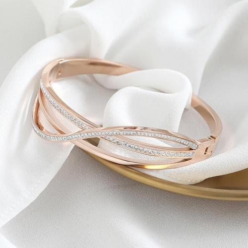 Rustfrit stål Bangle, 316L Stainless Steel, rosa guld farve forgyldt, mode smykker & for kvinde & med rhinestone, nikkel, bly & cadmium fri, Indvendig diameter:Ca. 6mm, Solgt af PC