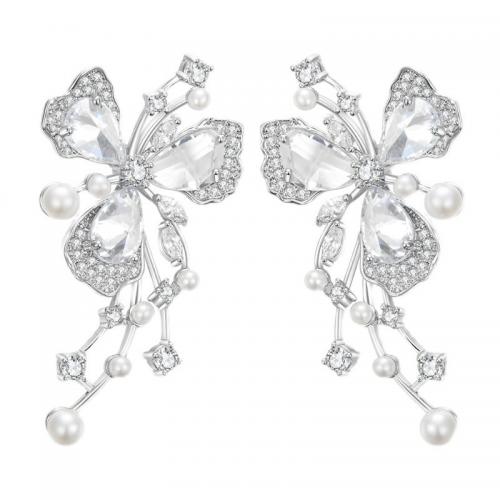 Brass Stud Earring with Plastic Pearl Flower plated for woman & with rhinestone Sold By Pair