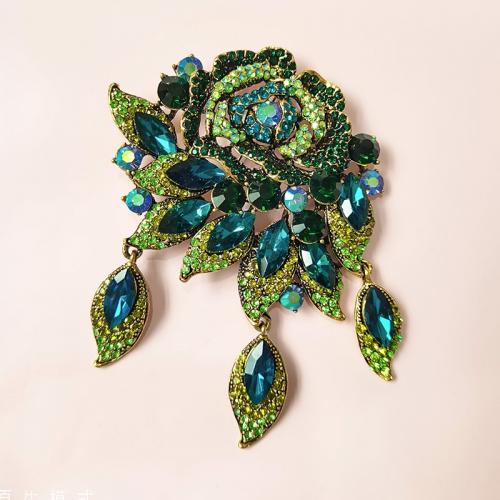 Zinc Alloy Brocher, Flower, forgyldt, mode smykker & for kvinde & med rhinestone, flere farver til valg, 70x100mm, Solgt af PC