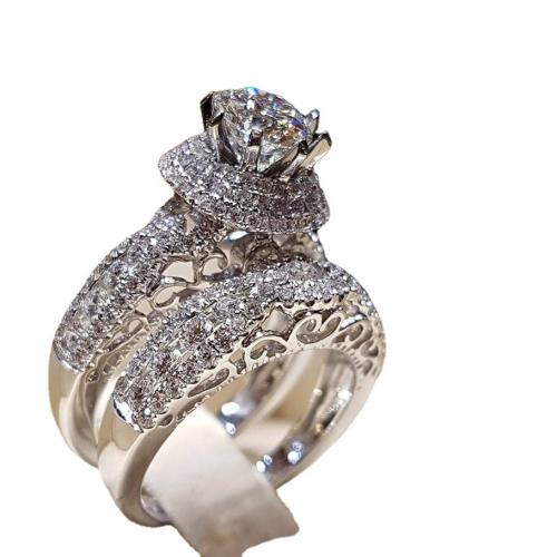 laiton bague, Placage de couleur platine, Double couche & normes différentes pour le choix & pavé de micro zircon & pour femme, Taille:6-10, Vendu par PC