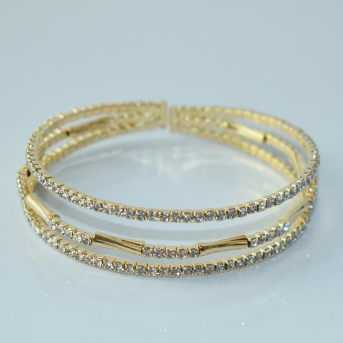 Lo zinco in lega Bangle Jewelry, lega in zinco, with ottone, gioielli di moda & stili diversi per la scelta & per la donna & con strass, oro, assenza di nichel,piombo&cadmio, Diameter:5.8cm, Venduto da PC